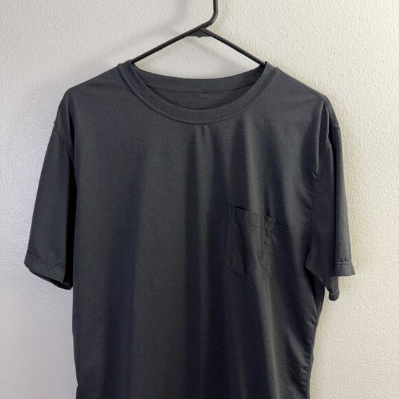 Vuori Tradewind Shirt Large Grey Performance Short Sleeve Pocket Run Jog Gym - Picture 2 of 9